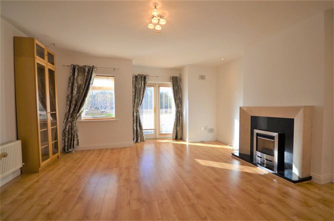27 Embassy Manor , Kill, Kildare