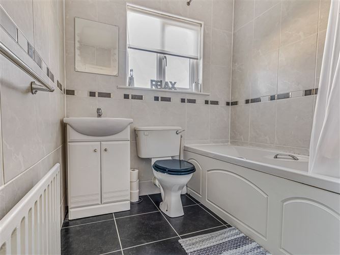 25 Tamarisk Heights, Kilnamanagh,   Dublin 24