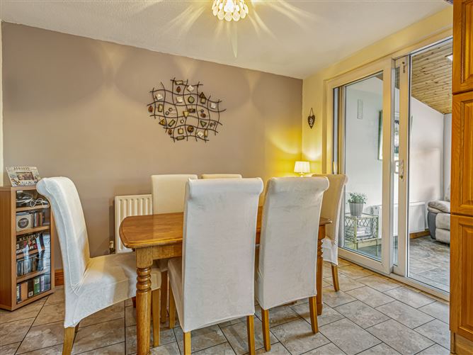 25 Tamarisk Heights, Kilnamanagh,   Dublin 24