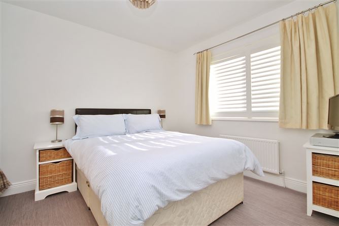 18 Hunters Place, Hunterswood, Ballycullen, Dublin 24