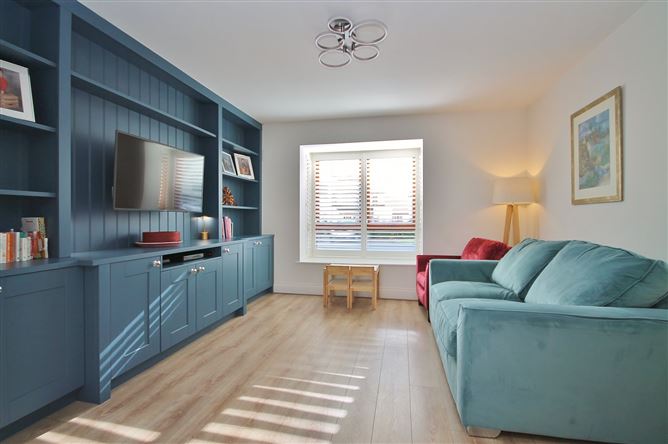 18 Hunters Place, Hunterswood, Ballycullen, Dublin 24