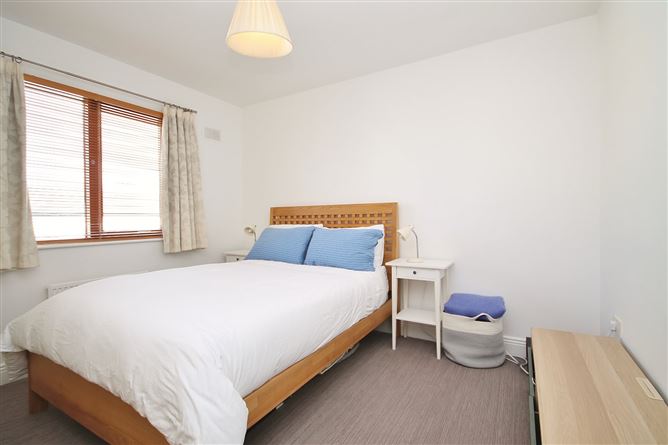 18 Hunters Place, Hunterswood, Ballycullen, Dublin 24