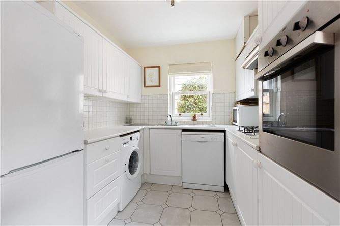 Mews, 2 Rear 93 Booterstown Avenue, Booterstown, Co. Dublin