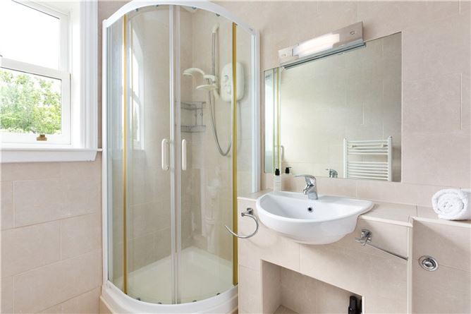 Mews, 2 Rear 93 Booterstown Avenue, Booterstown, Co. Dublin