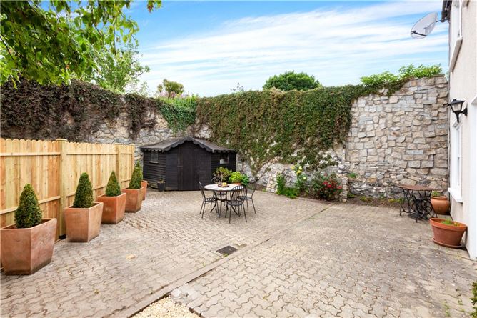 Mews, 2 Rear 93 Booterstown Avenue, Booterstown, Co. Dublin