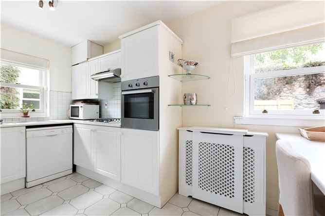 Mews, 2 Rear 93 Booterstown Avenue, Booterstown, Co. Dublin