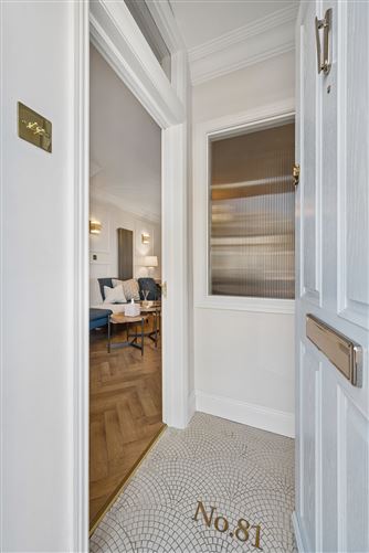 Photo 18 of 22 — 81 Cook Street, South City Centre,   Dublin 8