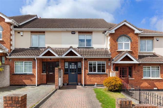 80 Glasnevin Woods, Glasnevin, Dublin 11.