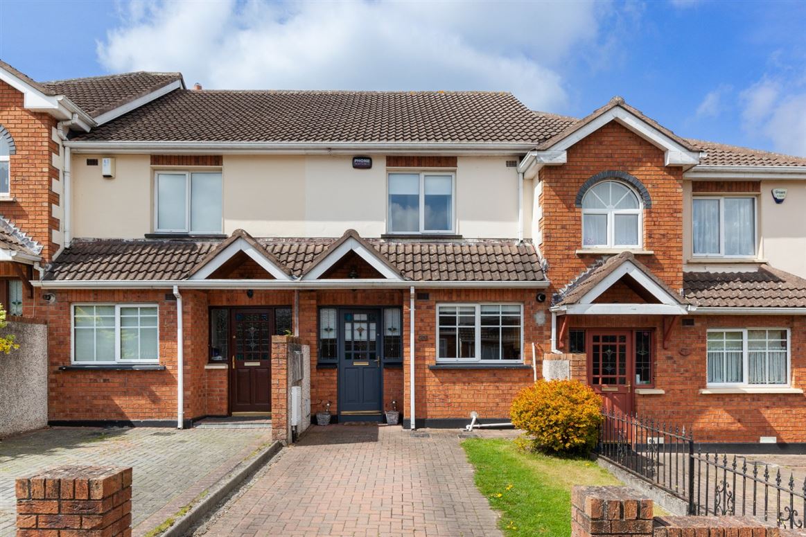 80 Glasnevin Woods, Glasnevin, Dublin 11.