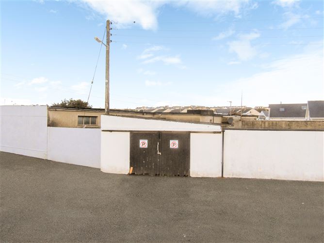 Main image for Site and Former Cottage Dwelling, Well Road, Kilkee, Clare