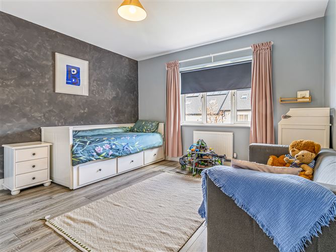 4 Cuil Duin Row, Citywest,   Dublin 24