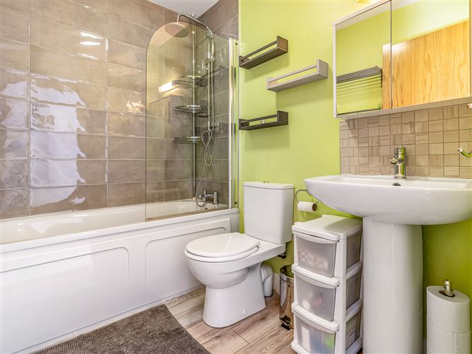 4 Cuil Duin Row, Citywest,   Dublin 24