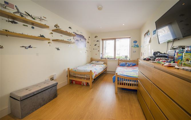 143 Wyckham Point , Wyckham Way , Dundrum, Dublin