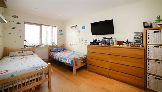 143 Wyckham Point , Wyckham Way , Dundrum, Dublin