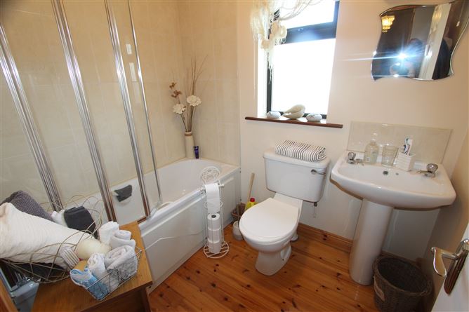 3 Meeting House Lane, Ballybay, Monaghan