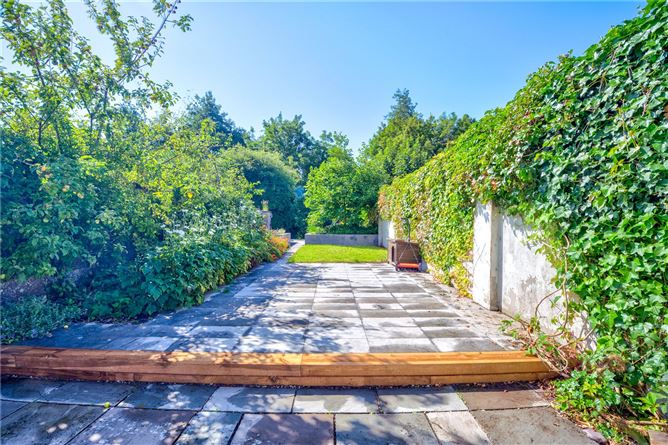 2 Inniscarrig Terrace, Western Road, Cork City