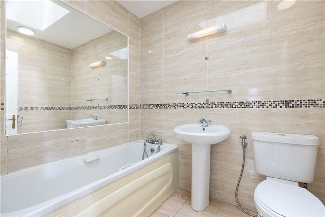 22 Foxrock Green, Foxrock, Dublin 18