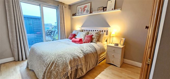 13 Holland Court, Liscannor, Co. Clare