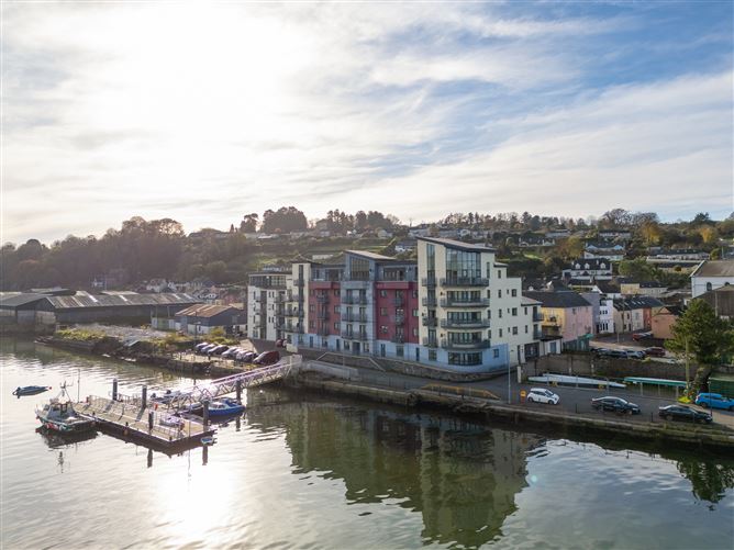13 Mariners Quay, Passage West, Cork