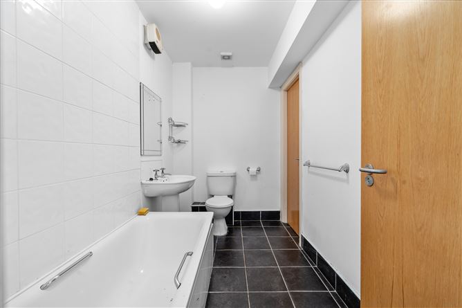 13 Mariners Quay, Passage West, Cork