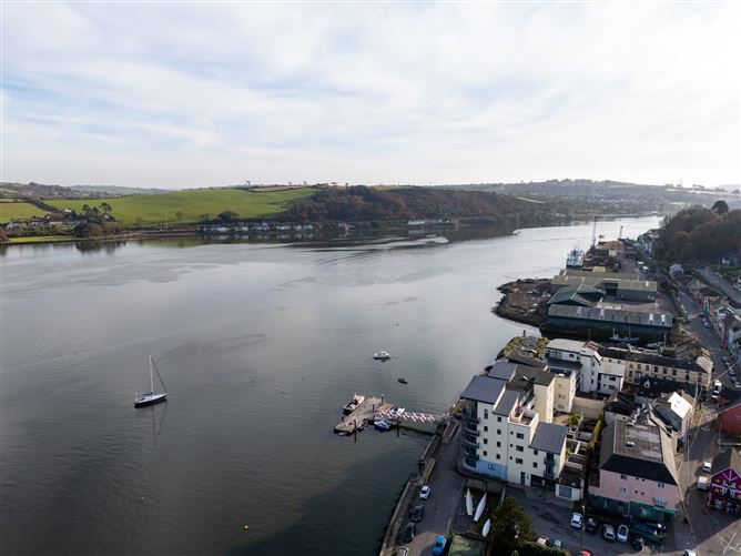 13 Mariners Quay, Passage West, Cork