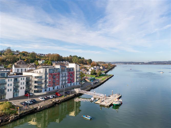 13 Mariners Quay, Passage West, Cork
