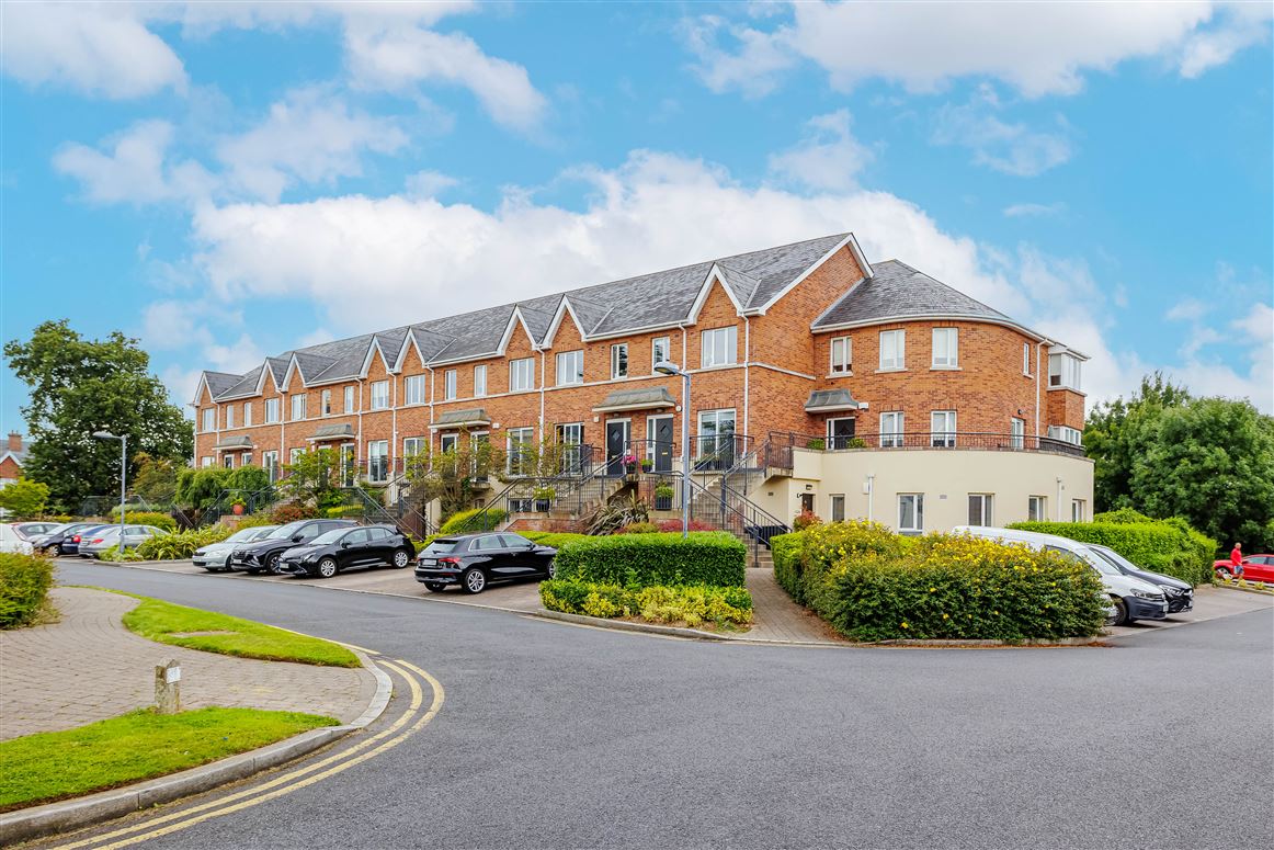 17 Ballintyre Meadows, Ballinteer, Dublin 16