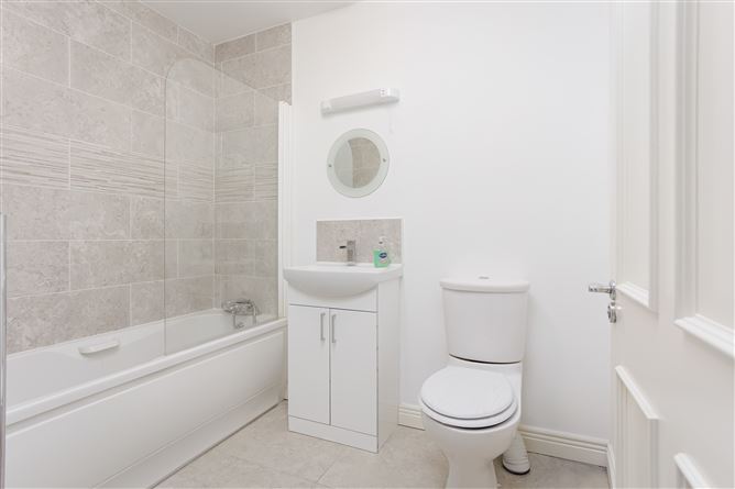 17 Ballintyre Meadows, Ballinteer, Dublin 16