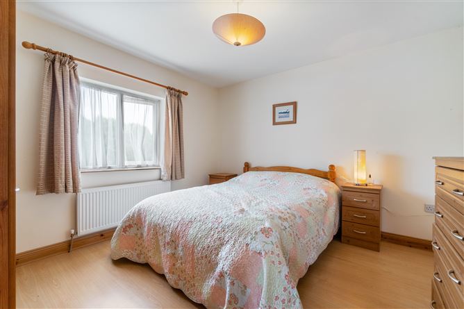 28 Carraig Geal, Loughrea, Galway