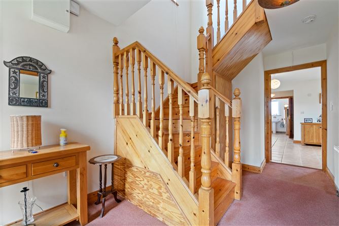 28 Carraig Geal, Loughrea, Galway