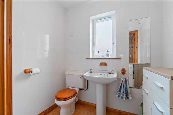 28 Carraig Geal, Loughrea, Galway