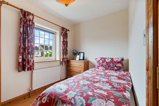 28 Carraig Geal, Loughrea, Galway