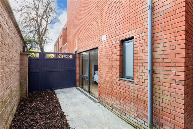 7 Edward Place, Edward Square, Donnybrook, Dublin 4
