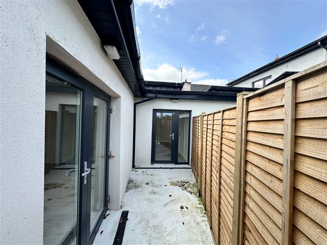 Apartments 1 - 4, 11-12 Barrack Street, Goresbridge, Co. Kilkenny