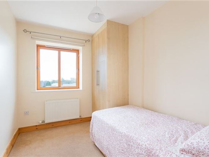 30 Belarmine Square, Stepaside, Dublin 18