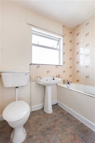 Photo 11 of 17 — 8 Hillsbrook Avenue, Perrystown, Dublin 12