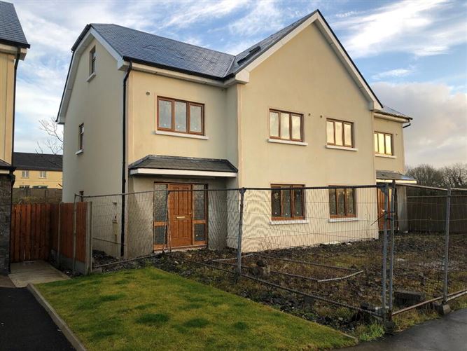 7 The Meadows, Castlerea, Roscommon