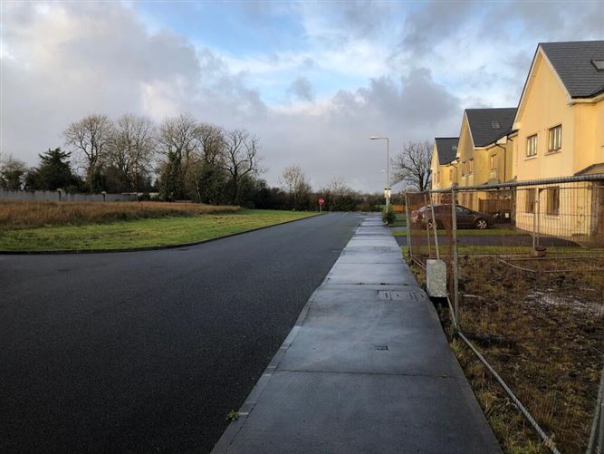 7 The Meadows, Castlerea, Roscommon