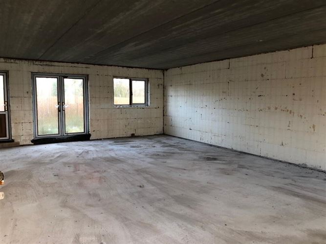 7 The Meadows, Castlerea, Roscommon
