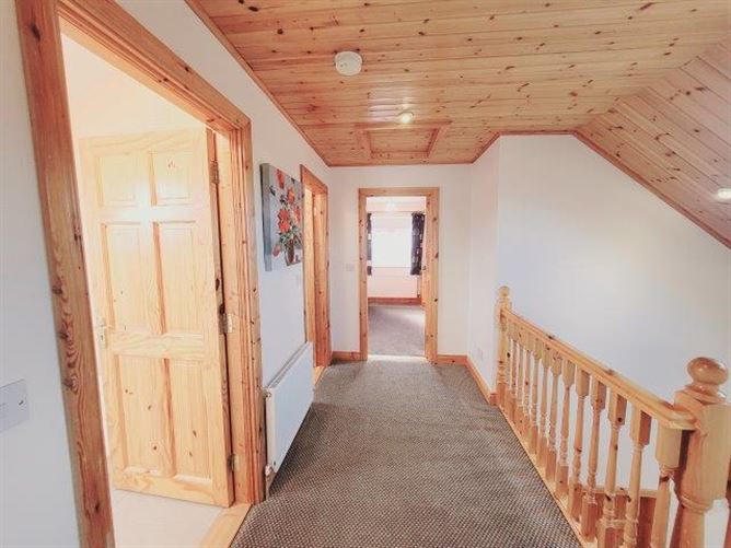 "The Garden Cottage", Lawn View, Mill Road, Kinlough, Leitrim