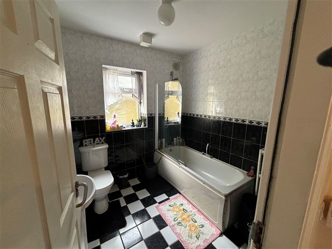 Apartment 30, Amhra House, Bothar na Mban, Woodquay, City Centre, Galway City