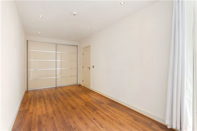 24 The Crofton, 15-16 Georges Place, Dun Laoghaire, Co. Dublin