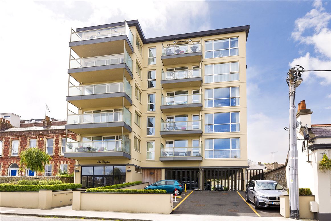 24 The Crofton, 15-16 Georges Place, Dun Laoghaire, Co. Dublin