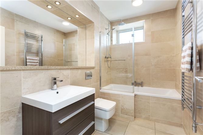 24 The Crofton, 15-16 Georges Place, Dun Laoghaire, Co. Dublin