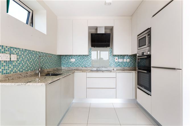 24 The Crofton, 15-16 Georges Place, Dun Laoghaire, Co. Dublin