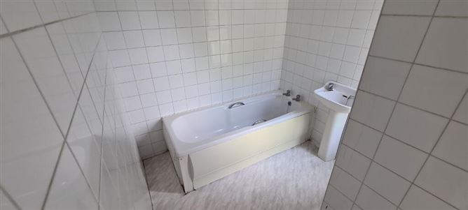 Tully Lodge, Kilmore, Carrick-On-Shannon, Roscommon