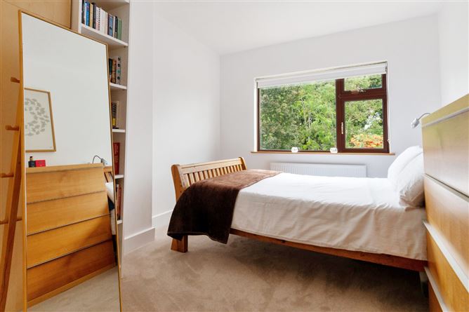 128 Beaufort Downs, Rathfarnham, Dublin 14