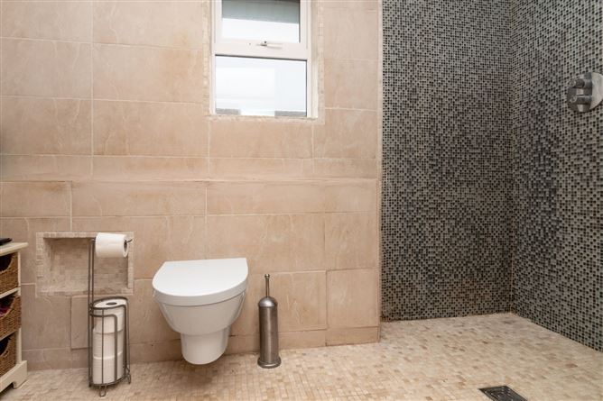 7 Manor Green, Marley Grange, Rathfarnham, Dublin 16