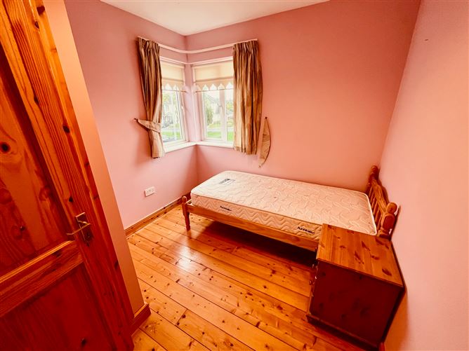 16 Cluain Arra , Bansha, Tipperary