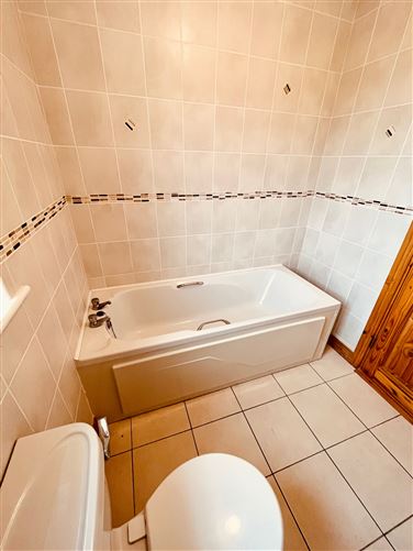 16 Cluain Arra , Bansha, Tipperary